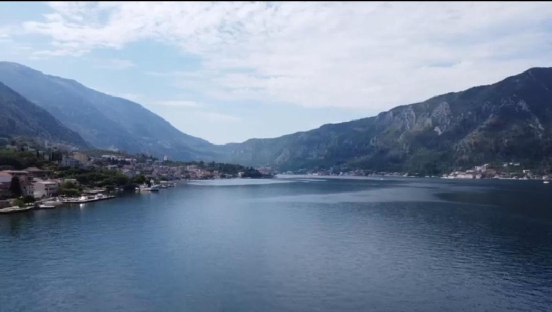 Lovely Apartment Jovan 3,With A View Of The Bay And Free Wi-Fi Kotor Zewnętrze zdjęcie